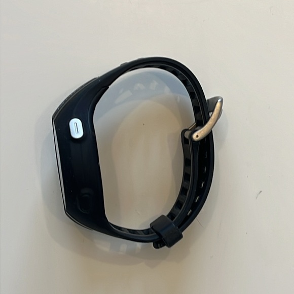 Garmin Approach S1 GPS Golf Watch EUC Black with Charger and Owner’s Manual - Picture 3 of 9